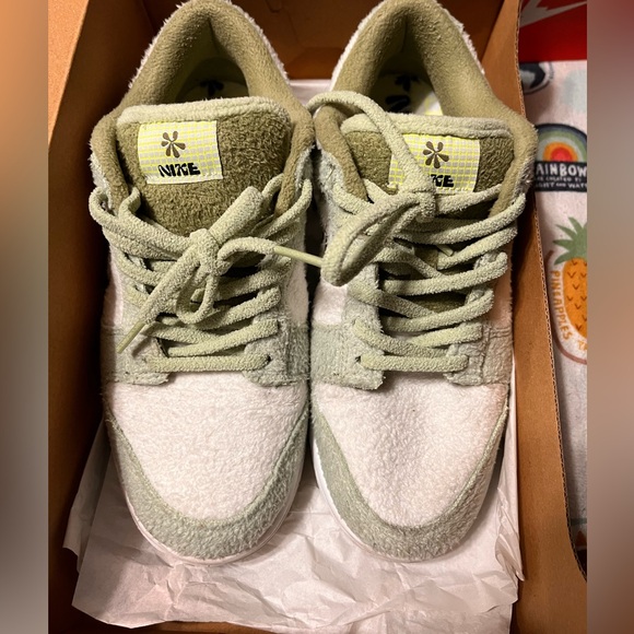 Nike Dunk Low SE ‘fleece - honeydew’ - Picture 6 of 7